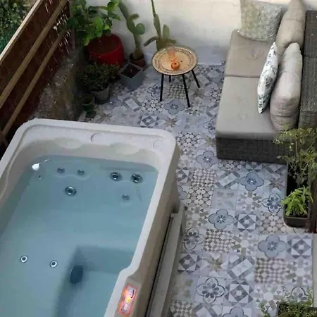 Relax&jacuzzi Proche Cité De Carcassonne Casa vacanze